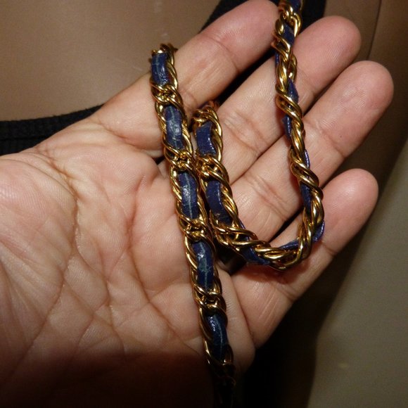 L J SIMONE QUILTED LEATHER BAG. LIKE NEW - Picture 8 of 11